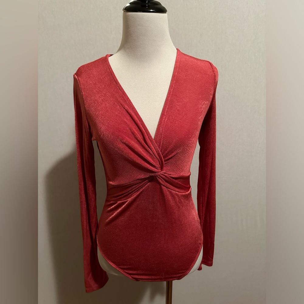 NEW NWT Lulu’s Pink Mesh Long-sleeve Cross-front  Bodysuit Size Small
